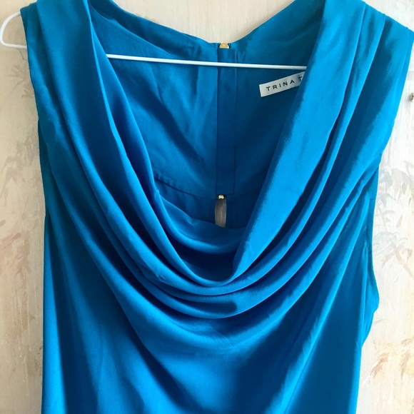 Trina Turk Blue 100% Silk Blouse - Picture 5 of 16